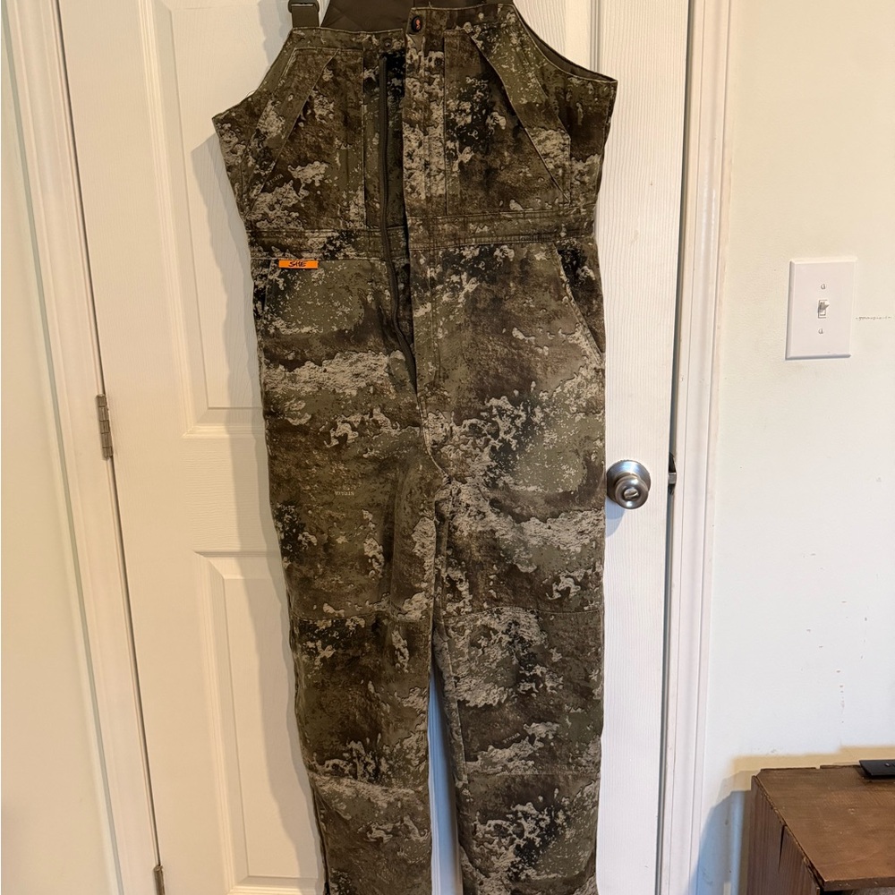 She Outdoors Camouflage Bibs